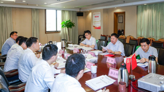 省DB电竞集团召开“不忘初心、牢记使命” 专题民主生活会